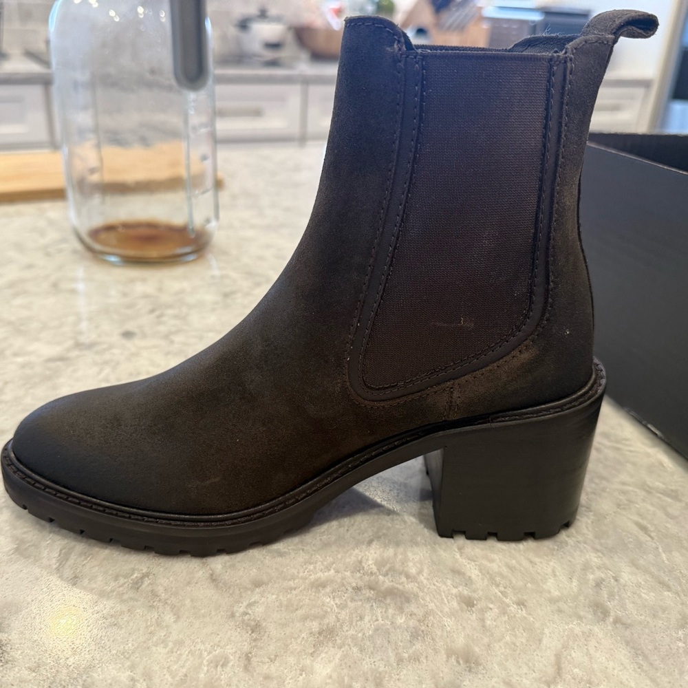 Dark Green Thursday Boot Company Chelsea Boots (W 5)